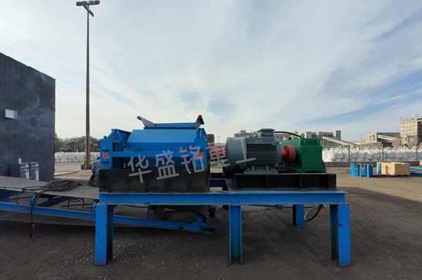 硅錳合金礦破碎機(jī) 齒輥式破碎機(jī) 時產(chǎn)150噸雙齒輥破碎機(jī)